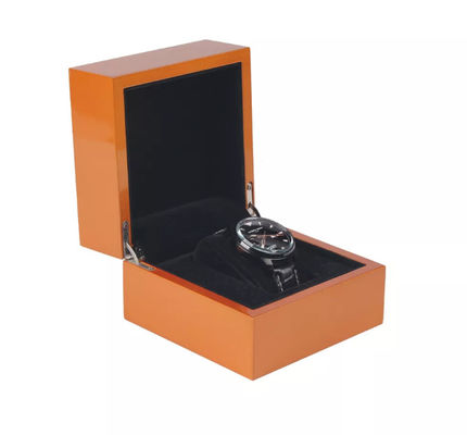 Υψηλή στιλπνή Wristwatch συσκευασίας κιβωτίων αρθρώσεων περίπτωση ρολογιών μετάλλων ξύλινη